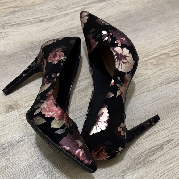 Christian Siriano Black and Pink Floral Heels preloved 👠 - Picture 3 of 9